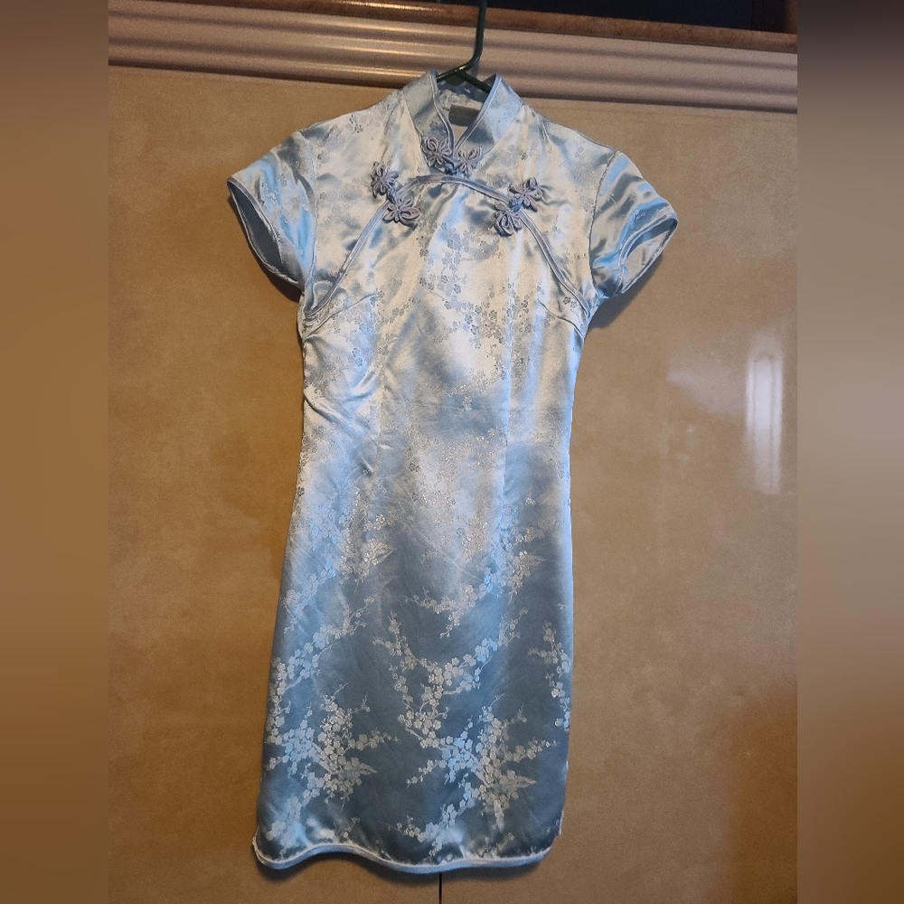 Chinese dress
